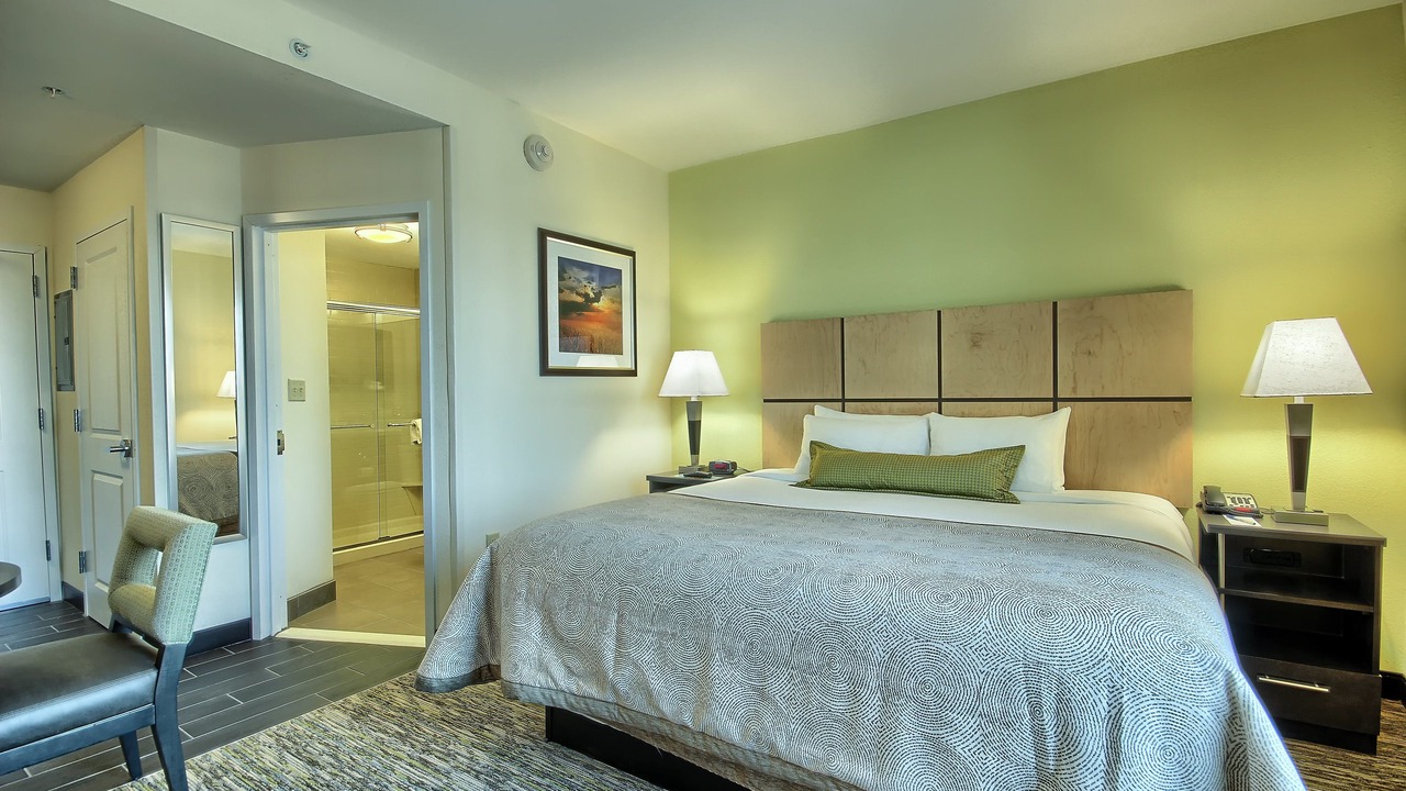 Photo of Bedroom in Grove City