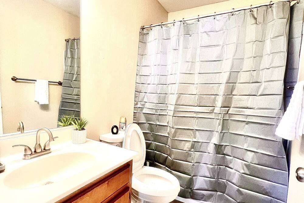Photo of Bathroom in North Newport News