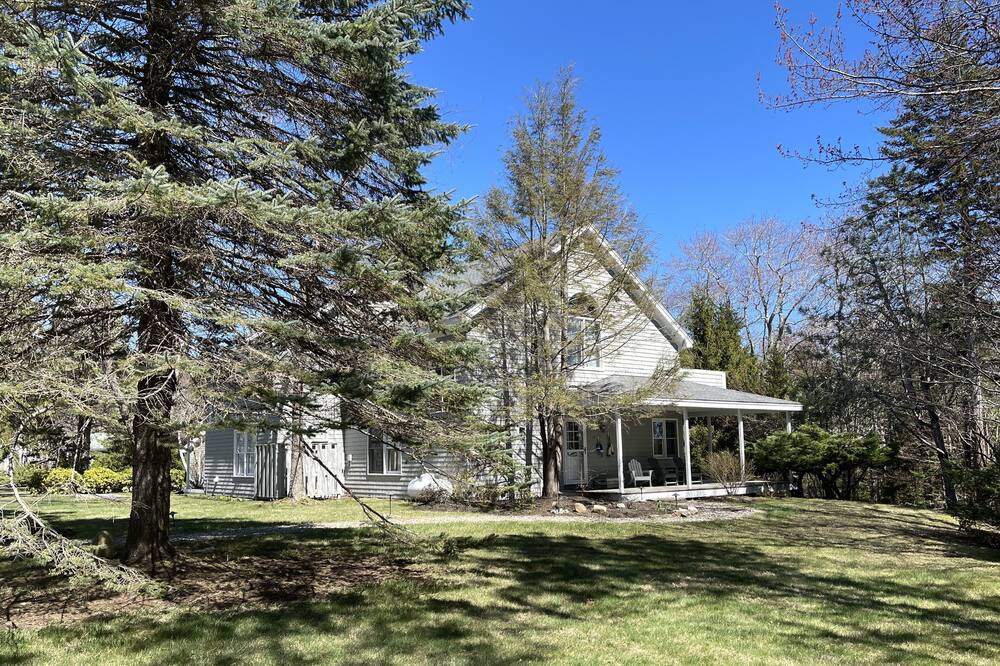 Photo of Outdoor in Isle of Springs