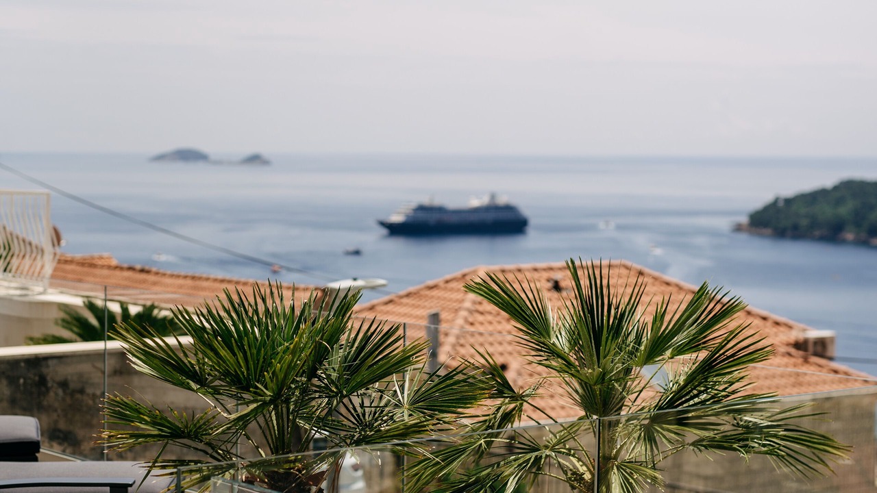 Photo of Others in Ploce