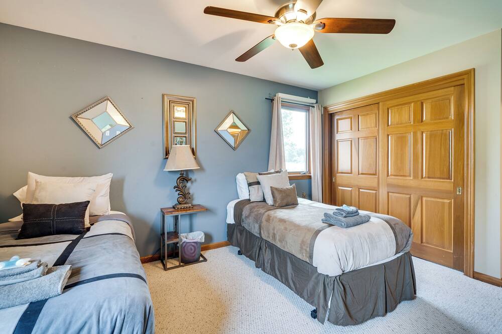 Photo of Bedroom in Grove City