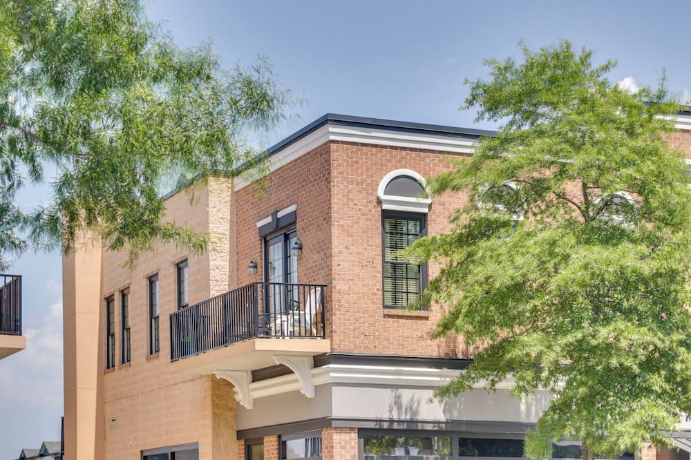 Photo of Patio Balcony in Villages of Five Points