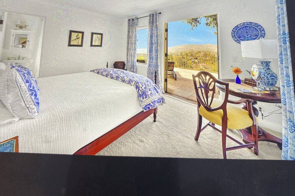 Photo of Bedroom in Diamond Crestview
