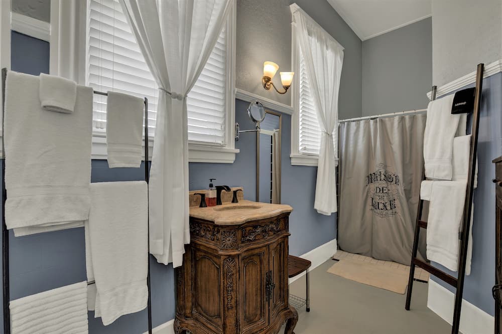Photo of Bathroom in Comfort