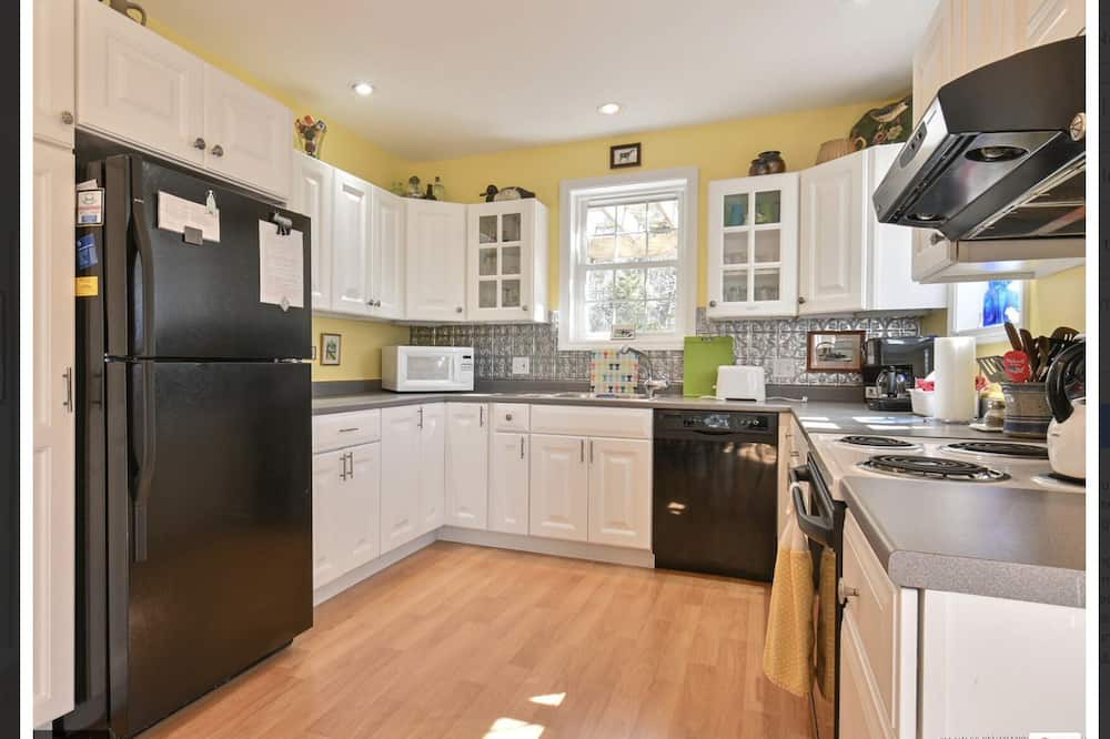 Photo of Kitchen in Town Hill