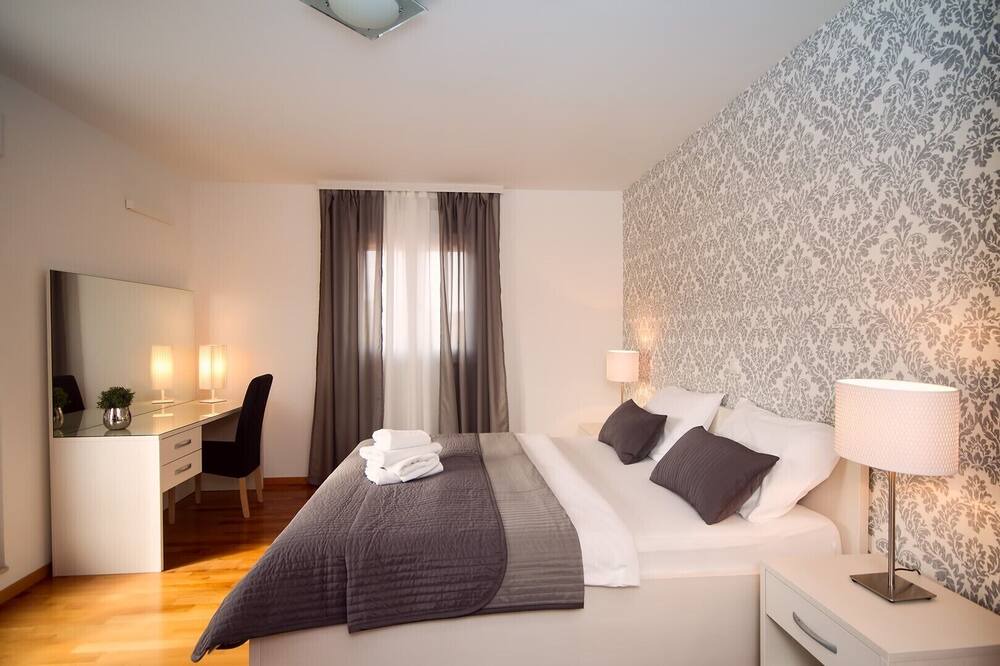 Photo of Bedroom in Srinjine