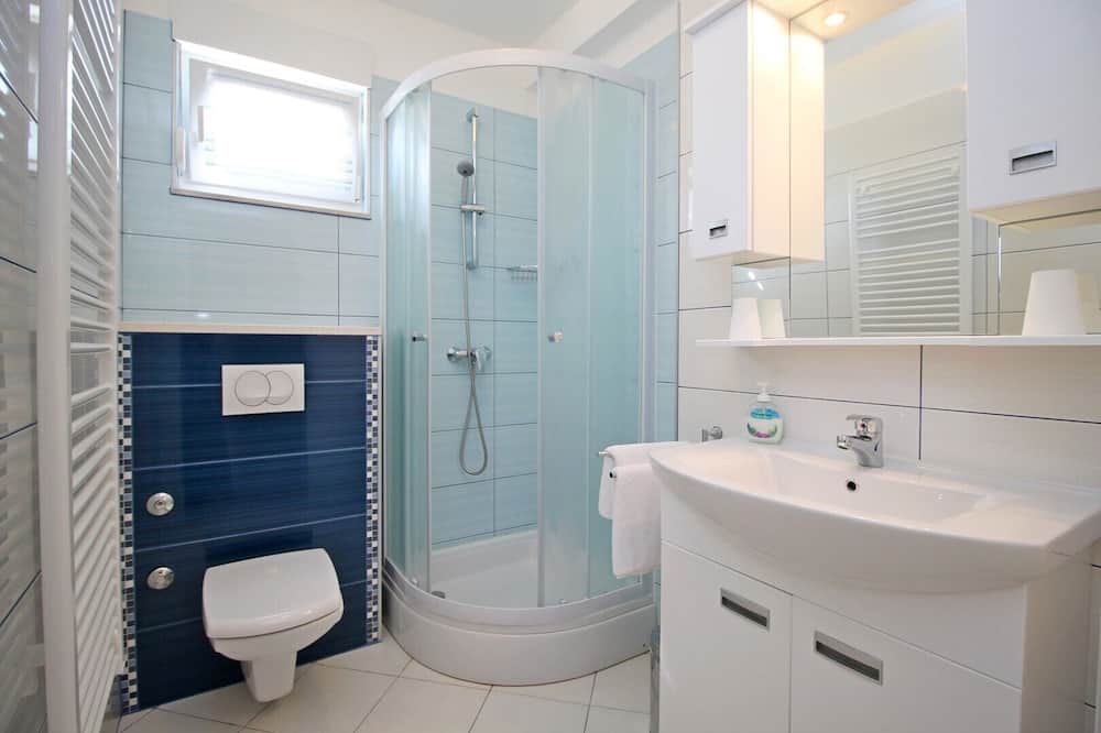 Photo of Bathroom in Srinjine