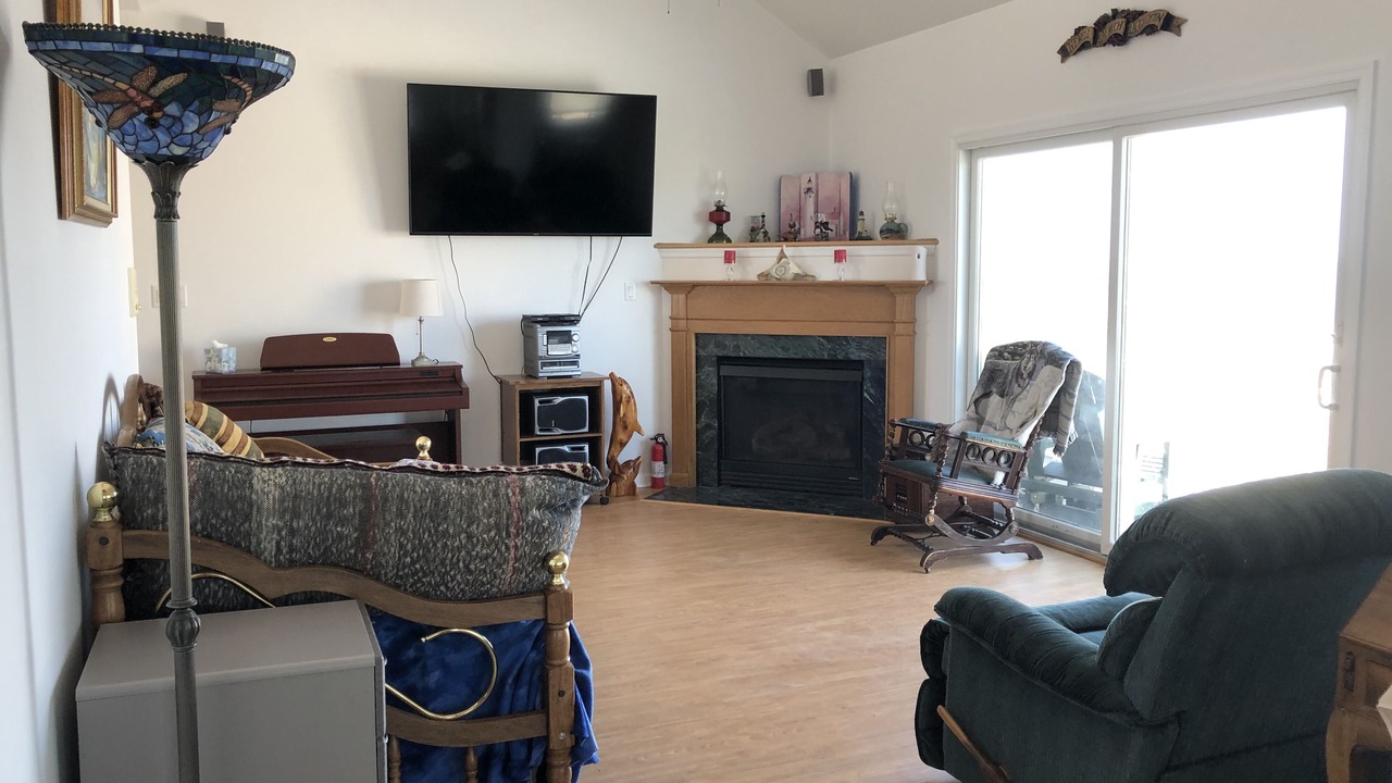 Photo of Livingroom in Milton