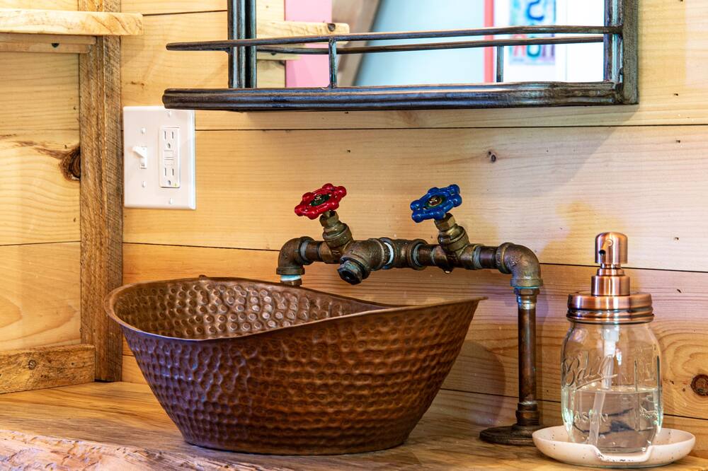 Photo of Bathroom in Roxbury