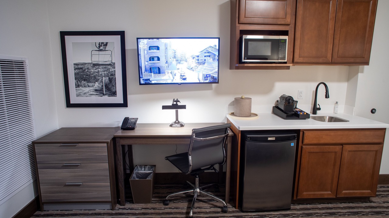 Photo of Bedroom in Snowshoe