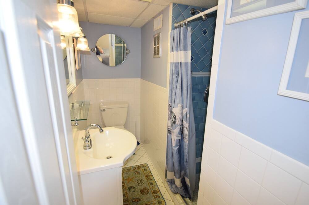 Photo of Bathroom in North Ocean City