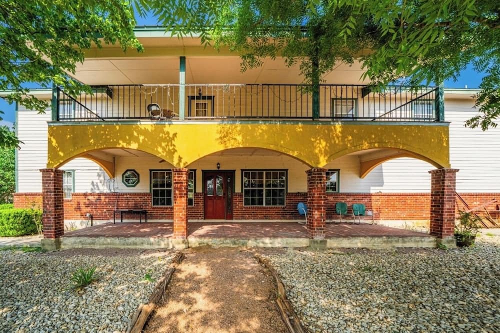 Photo of Outdoor in Center Point