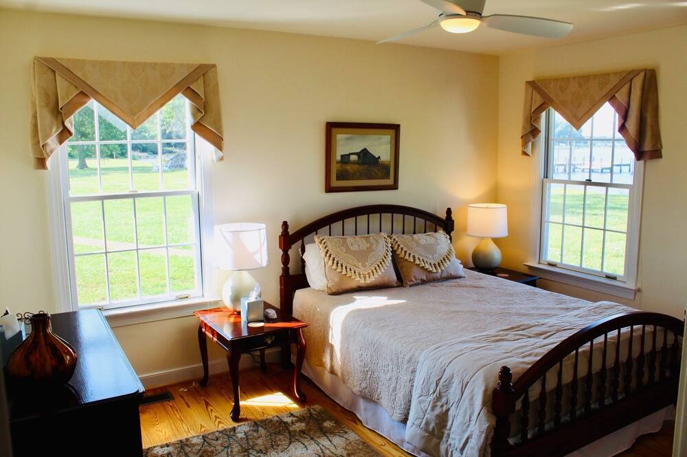 Photo of Bedroom in Ware