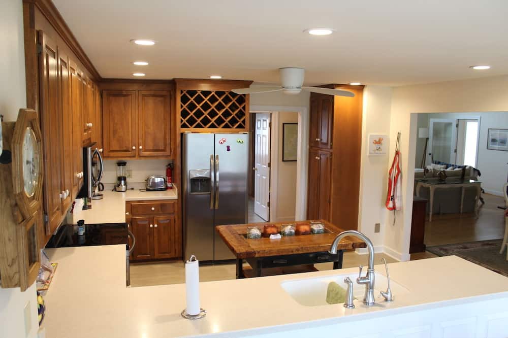Photo of Kitchen in Ware