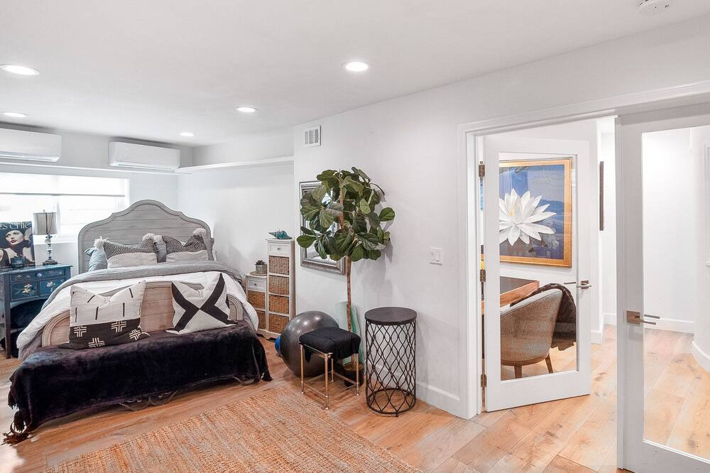 Photo of Bedroom in Diamond Crestview