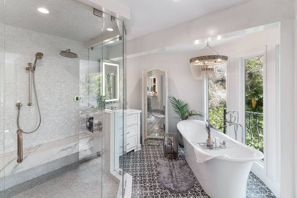 Photo of Bathroom in Diamond Crestview