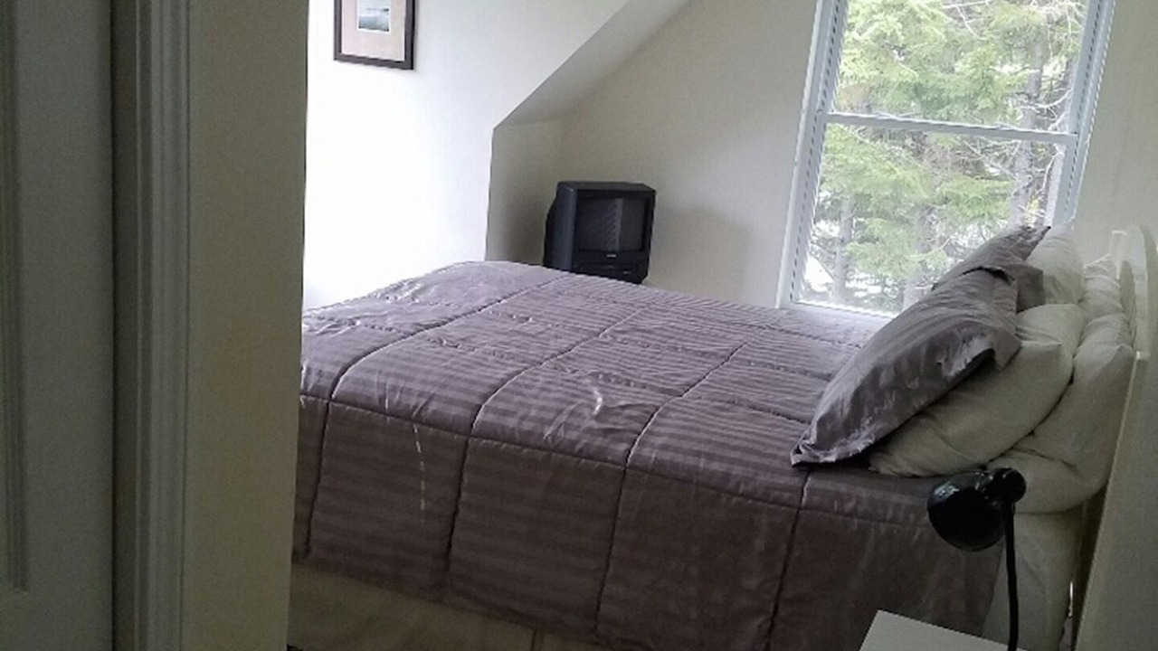 Photo of Bedroom in Salsbury Cove