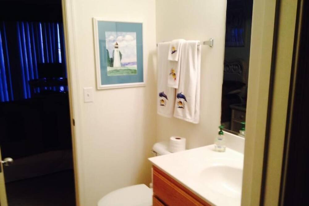 Photo of Bathroom in Villages of Five Points