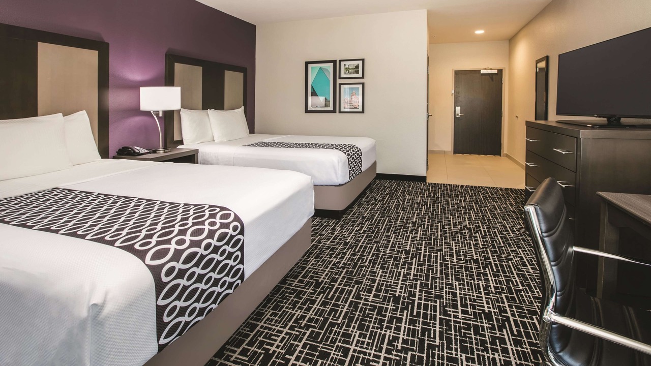Photo of Bedroom in Park Central
