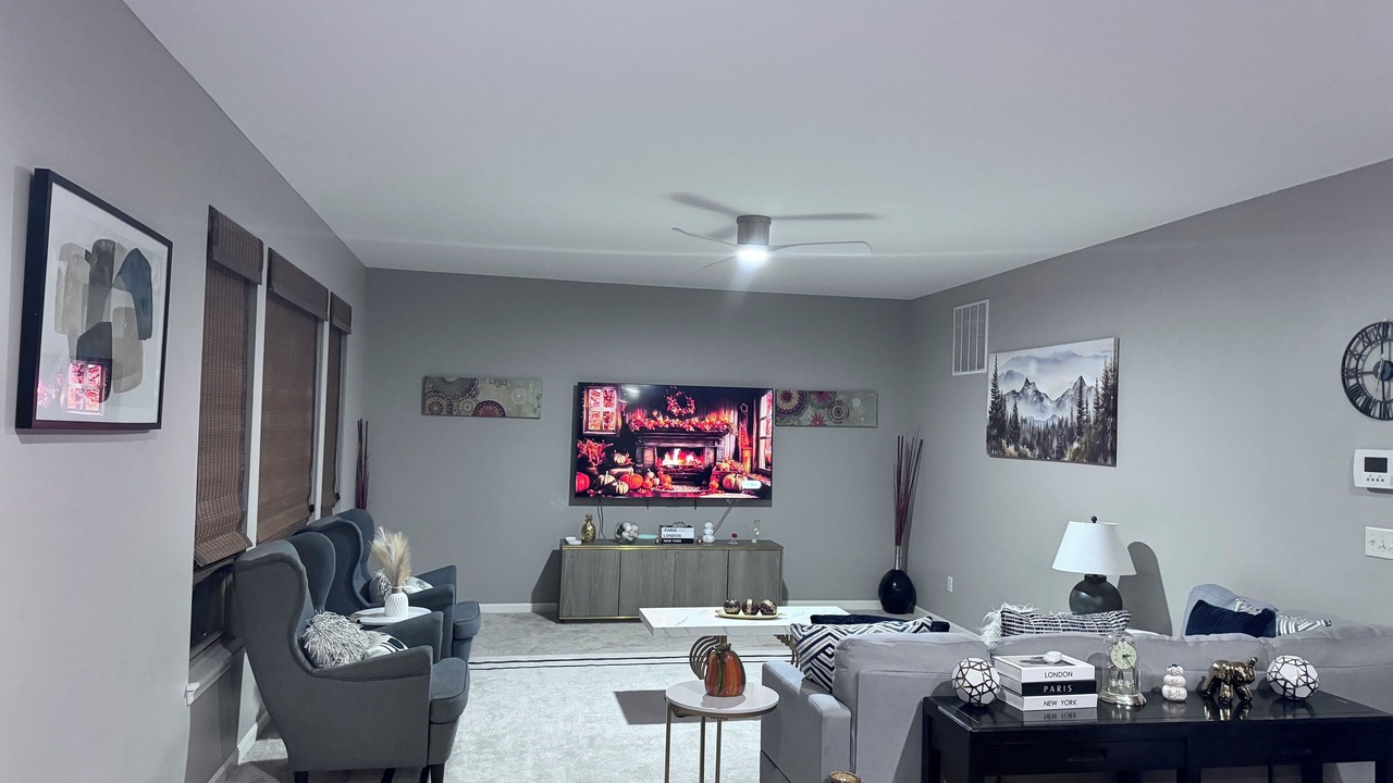 Photo of Livingroom in Canal Winchester