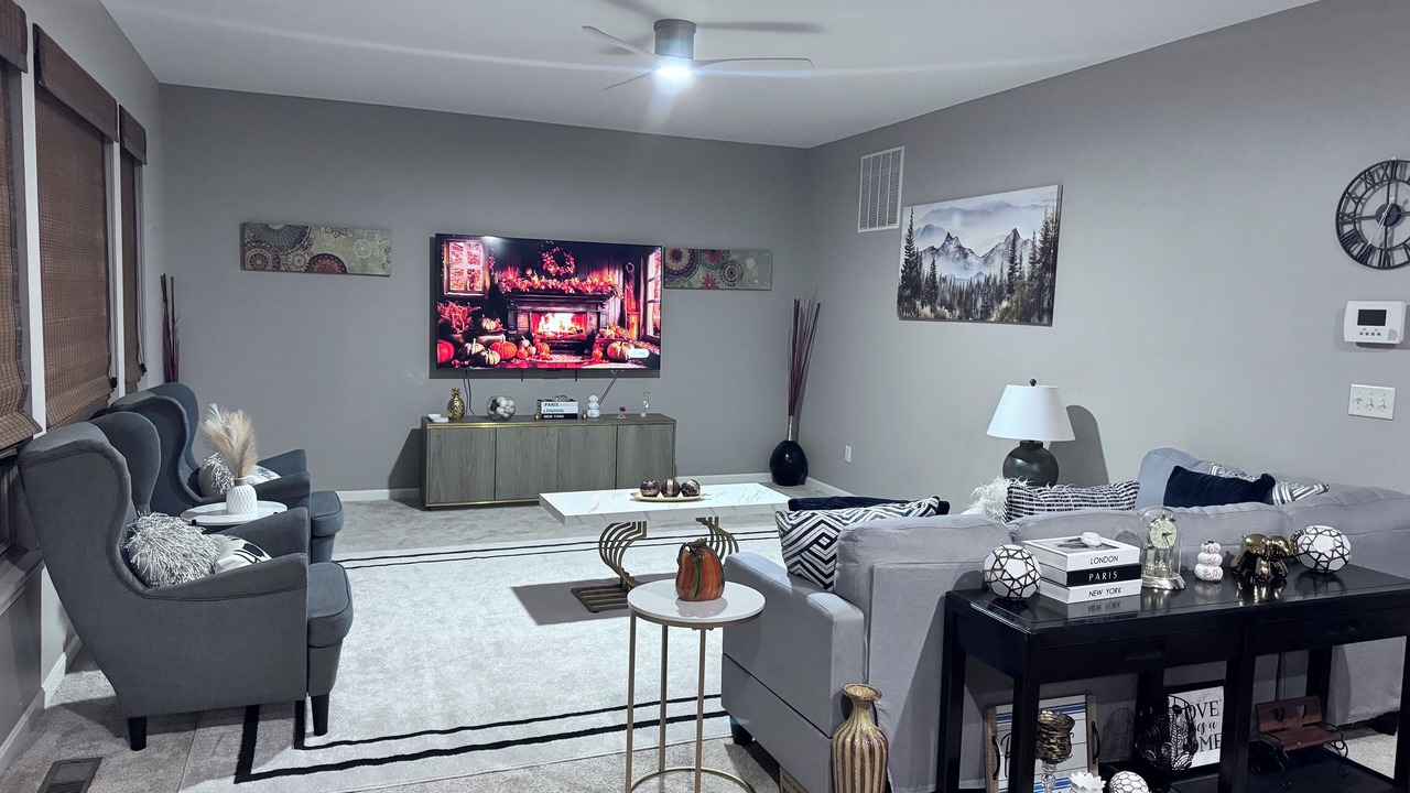 Photo of Livingroom in Canal Winchester