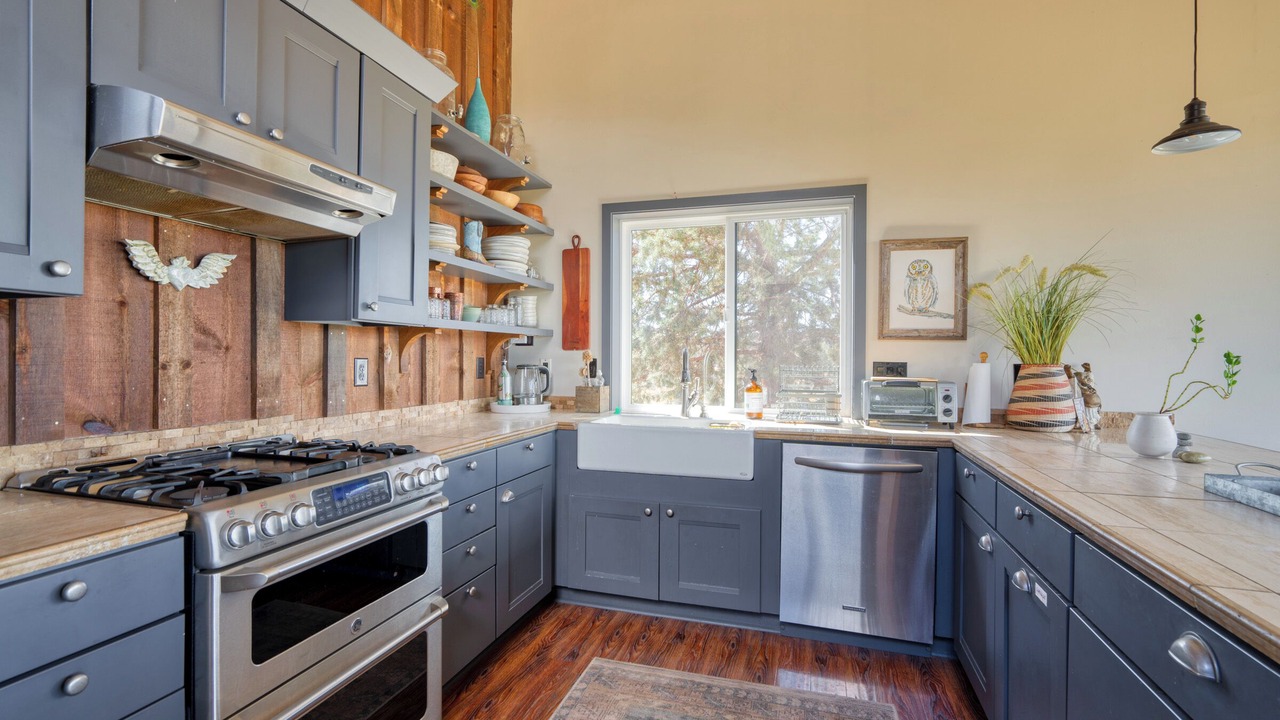 Photo of Kitchen in Crooked River Ranch