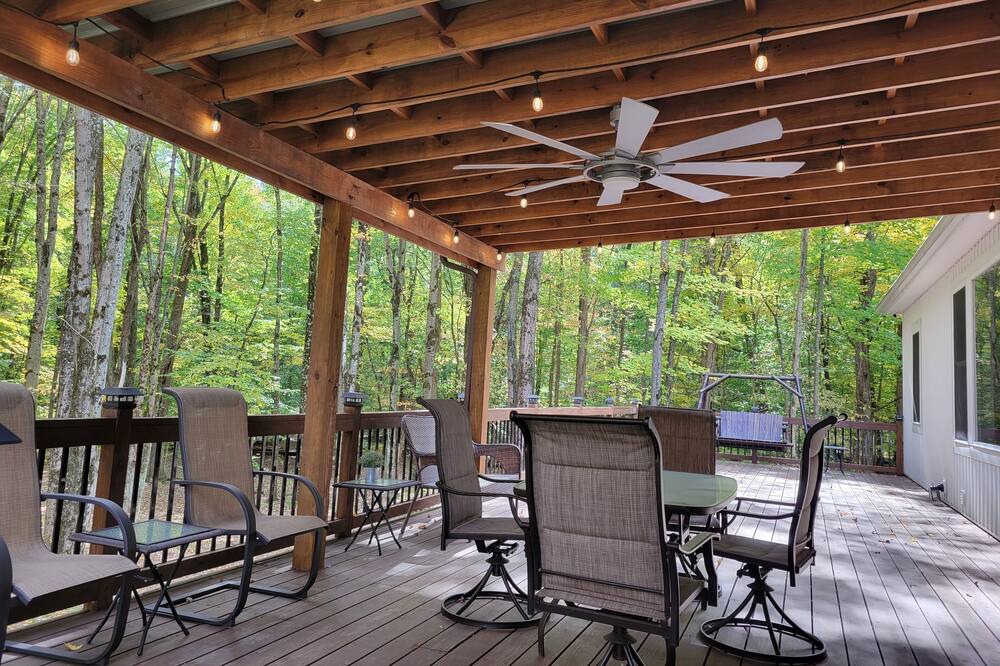 Photo of Patio Balcony in Johnstown