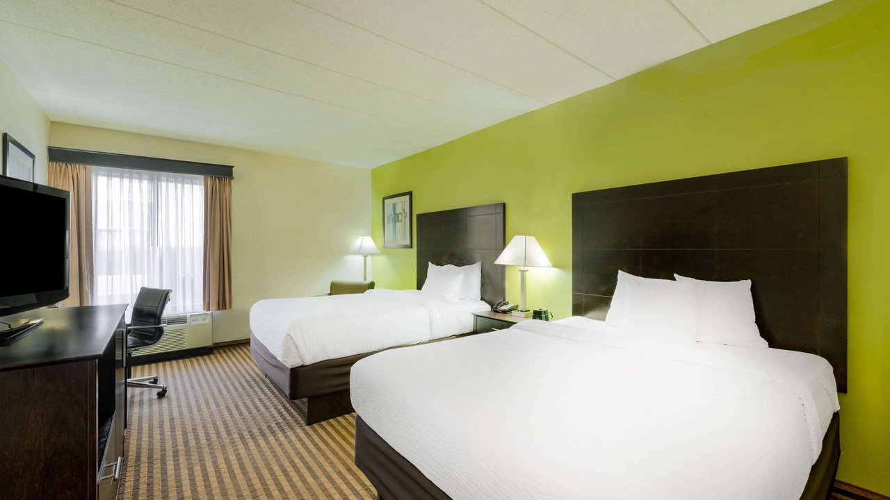 Photo of Bedroom in Grove City