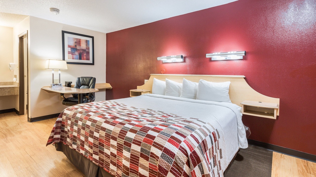 Photo of Bedroom in Grove City