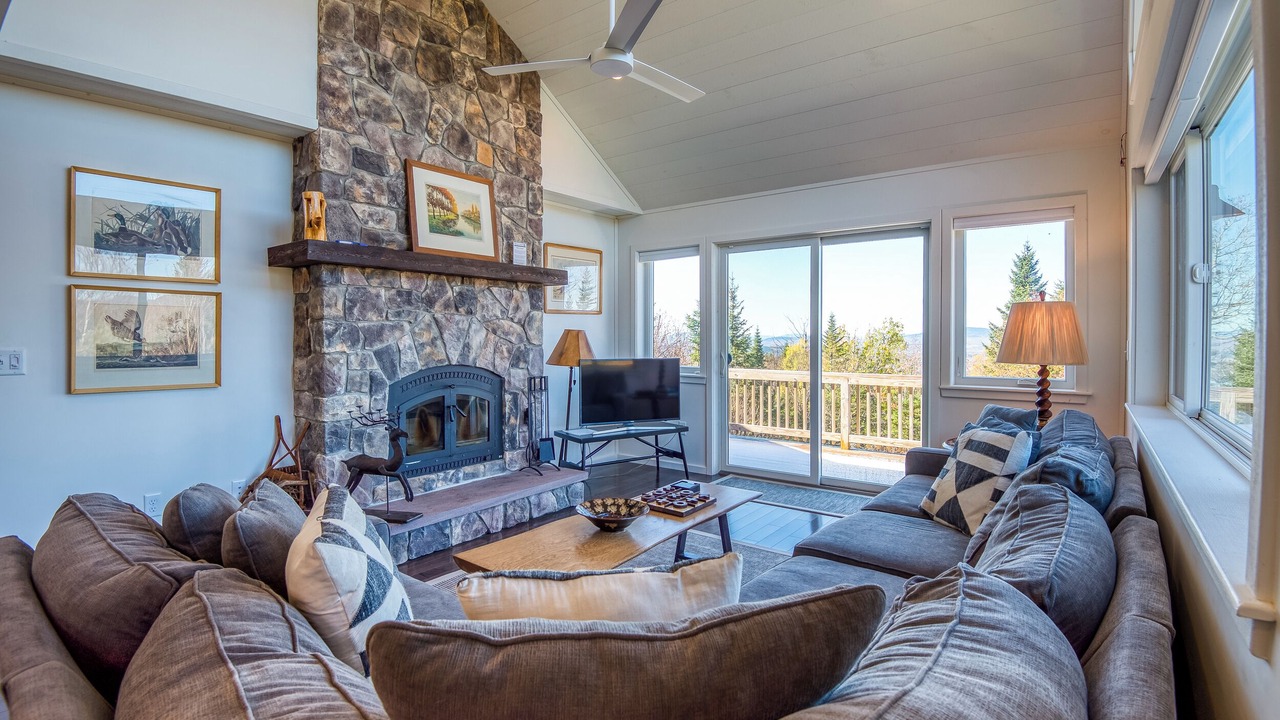 Photo of Livingroom in Rangeley