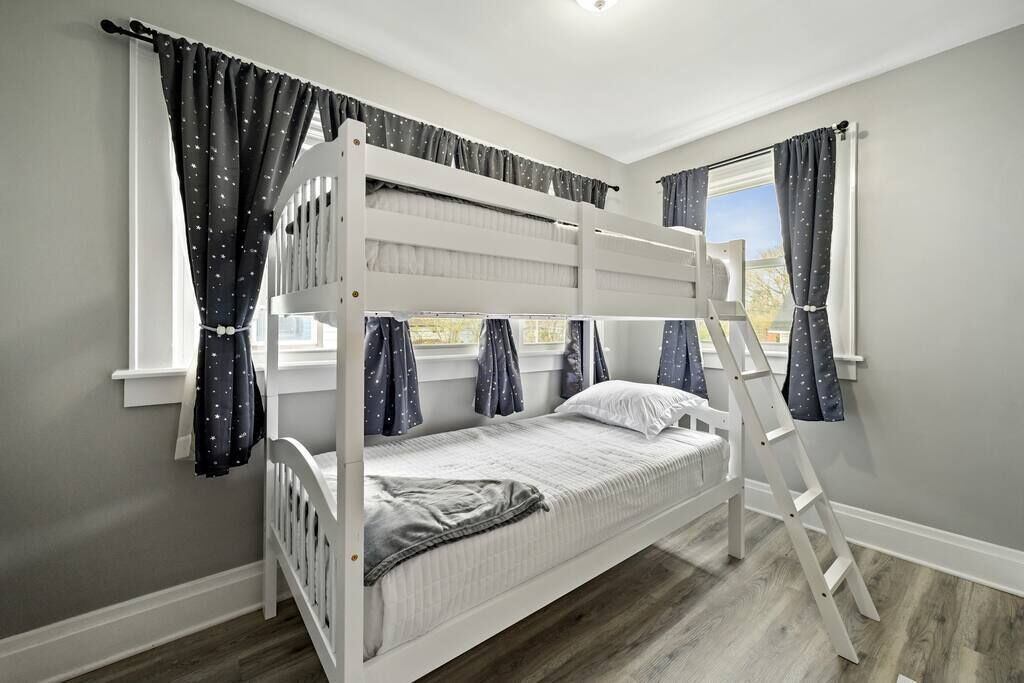 Photo of Bedroom in Old North Columbus