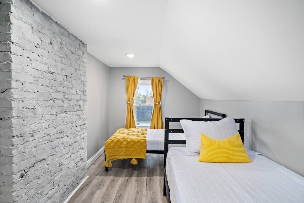 Photo of Bedroom in Old North Columbus