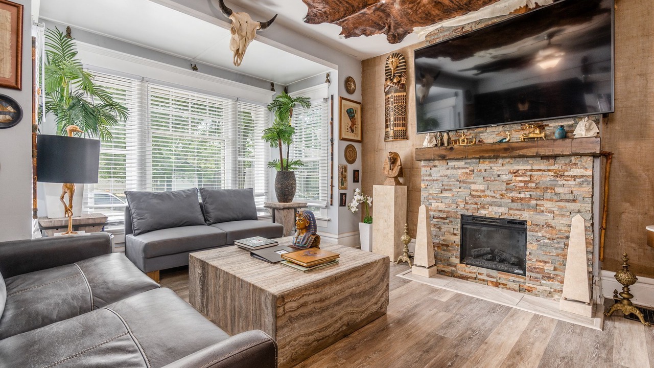 Photo of Livingroom in Old North Columbus