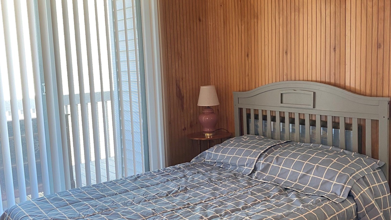 Photo of Bedroom in Broadkill Beach