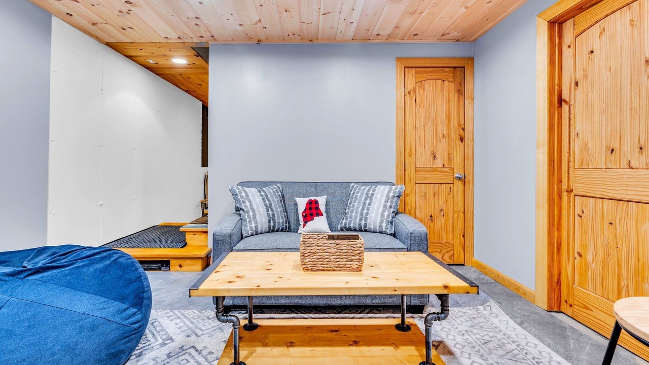 Photo of Livingroom in Bethel