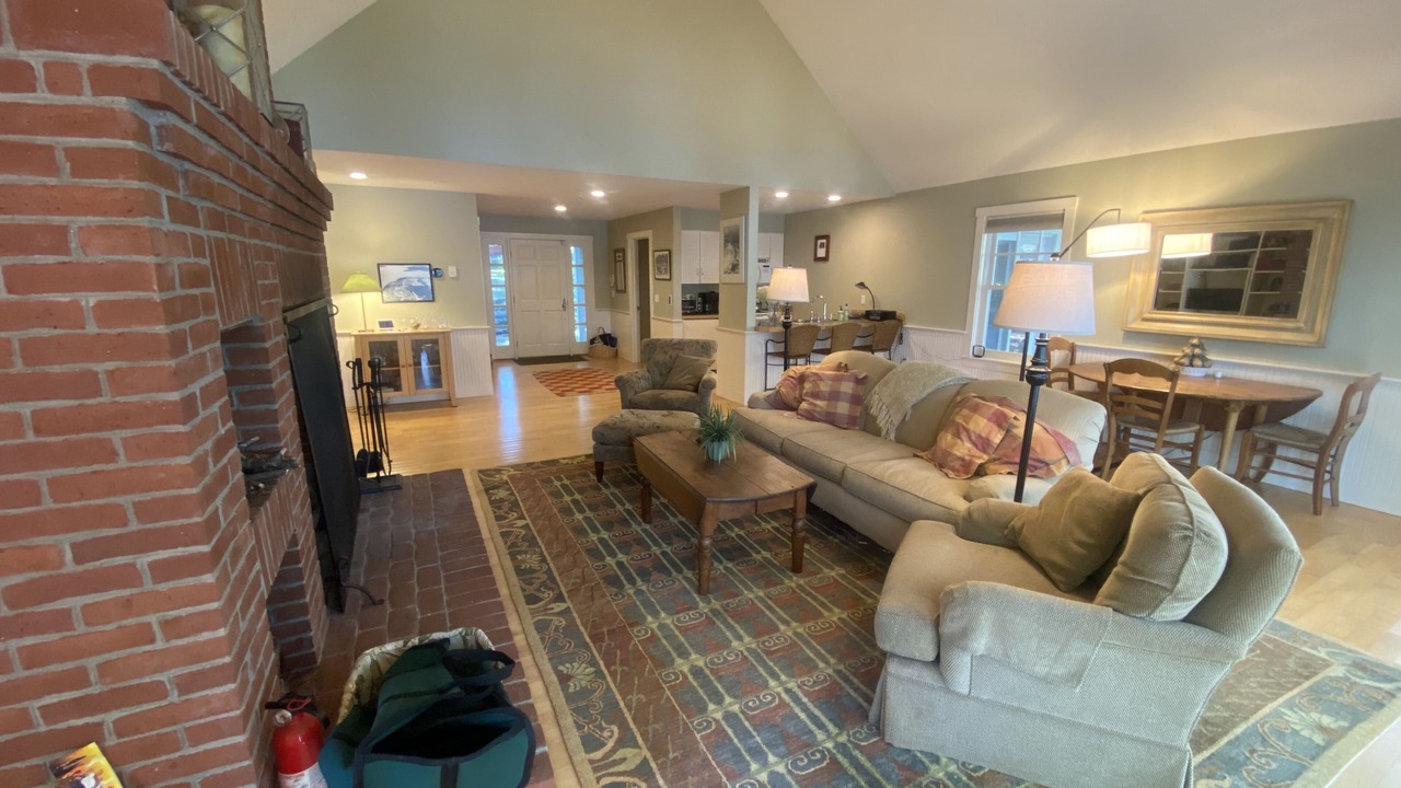 Photo of Livingroom in Cushing