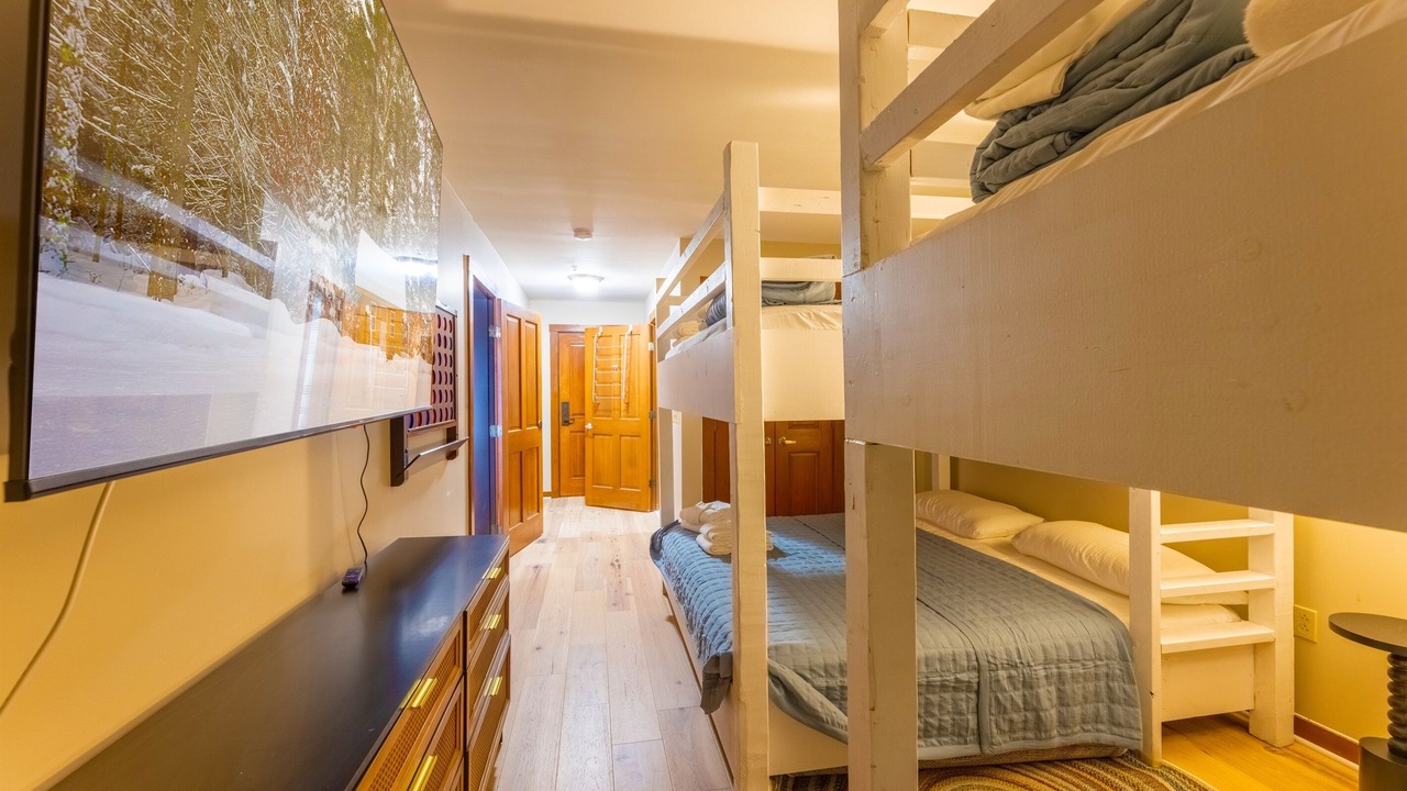 Photo of Bedroom in Edray