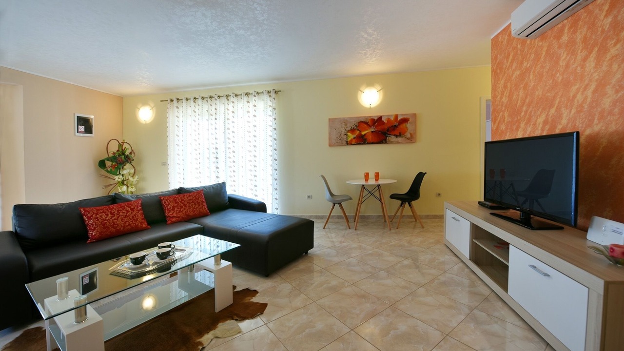 Photo of Livingroom in Mofardini