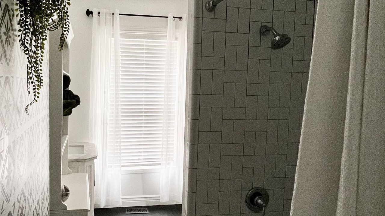 Photo of Bathroom in Brewery District