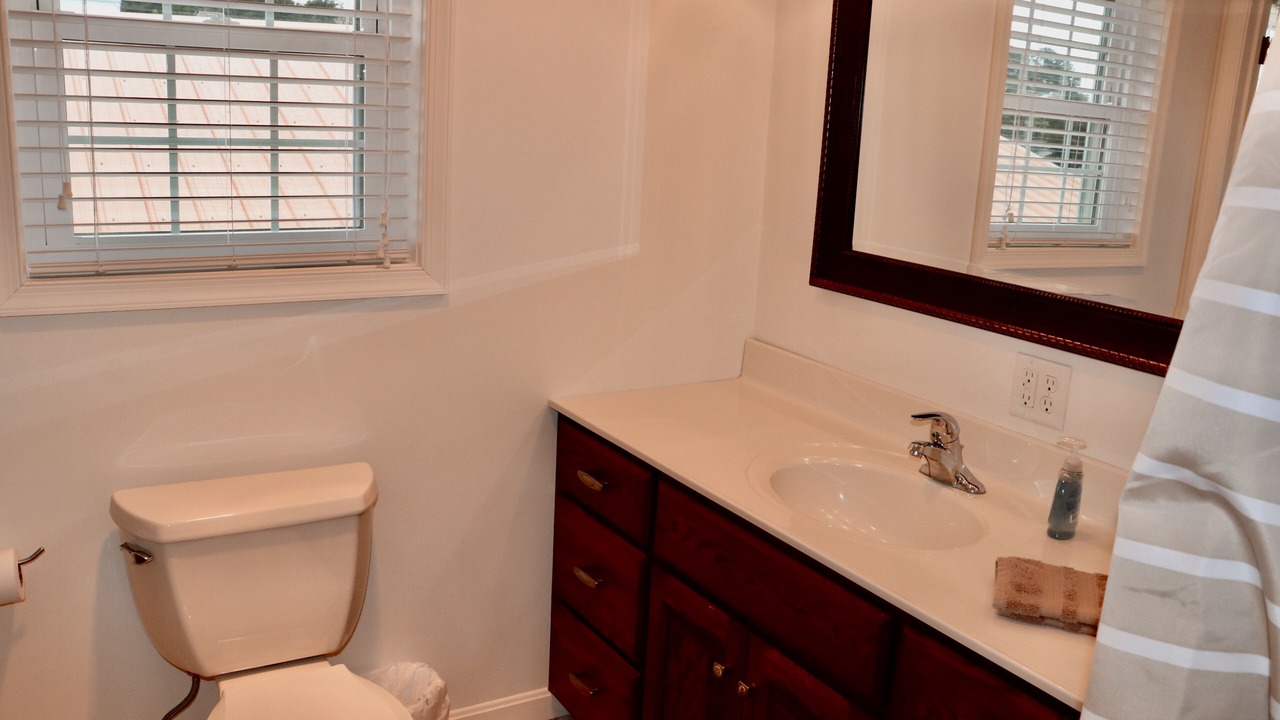 Photo of Bathroom in Long Neck