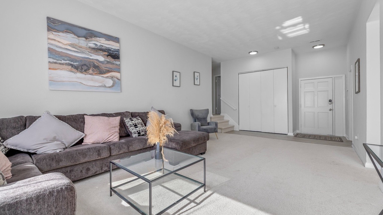 Photo of Livingroom in Hampton