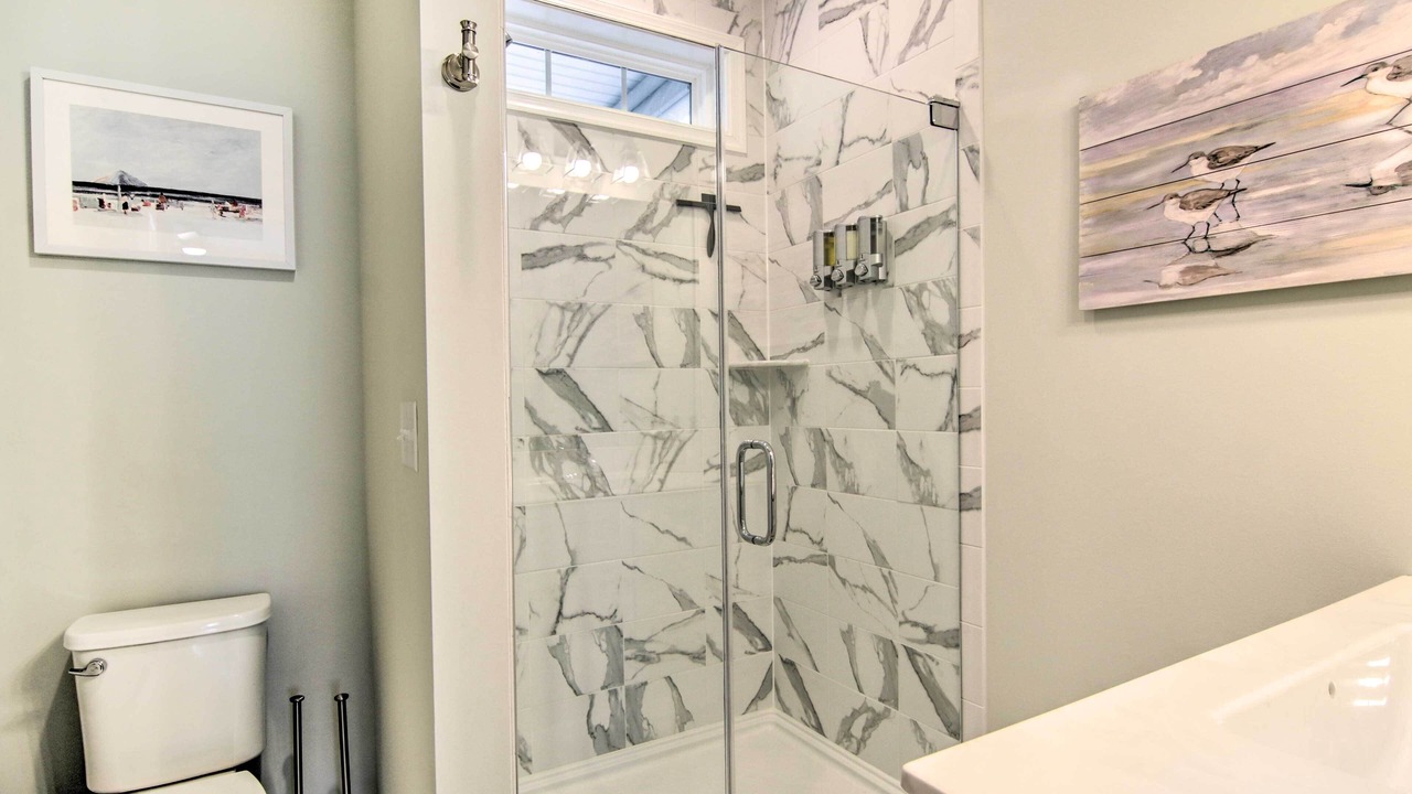 Photo of Bathroom in Cedar Neck