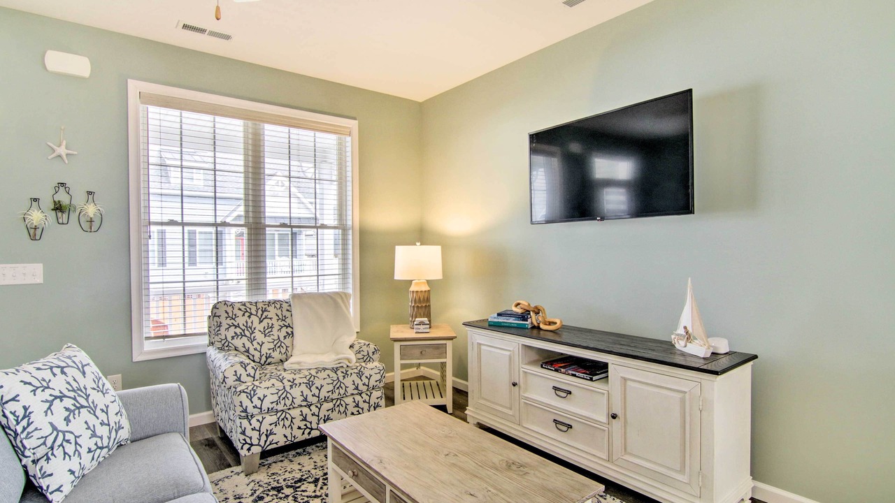 Photo of Livingroom in Cedar Neck