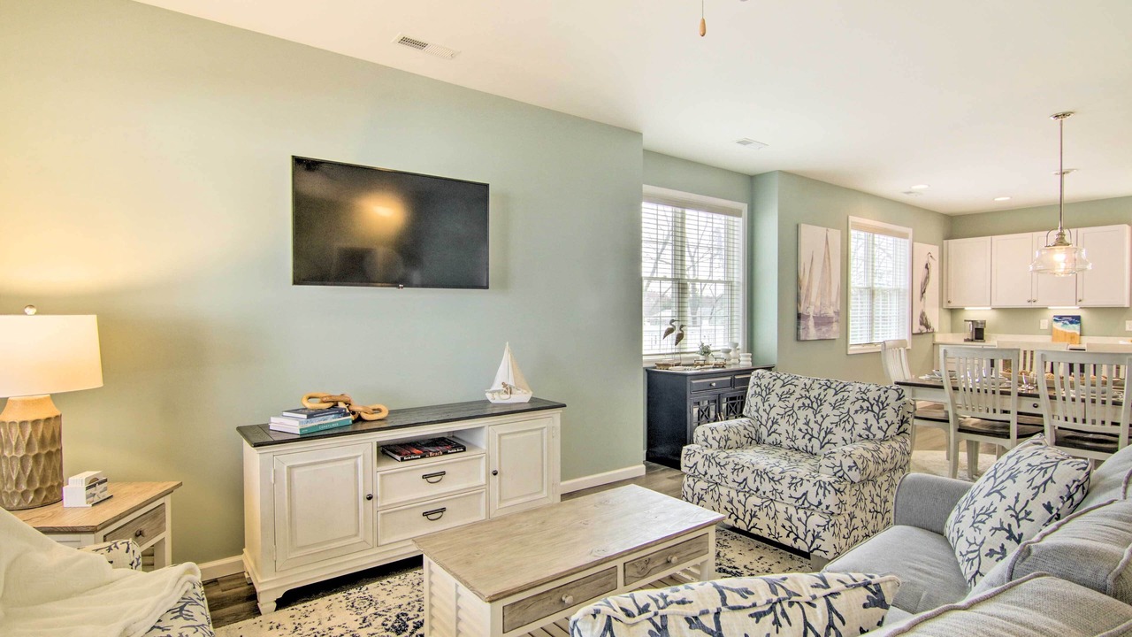 Photo of Bedroom in Cedar Neck