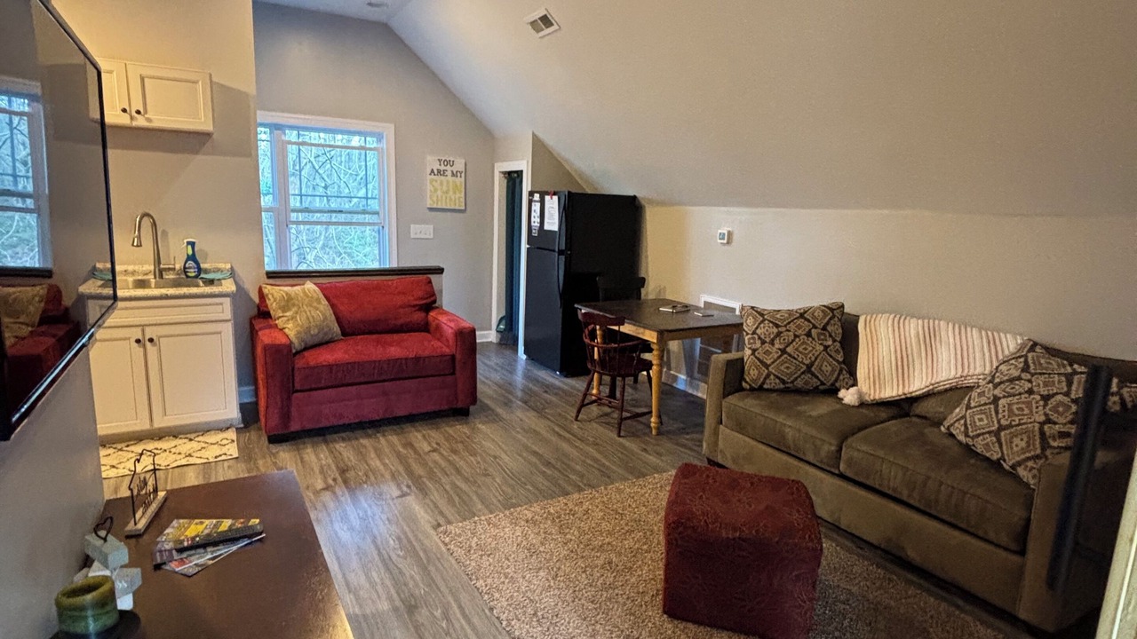 Photo of Livingroom in Woods Cross Roads