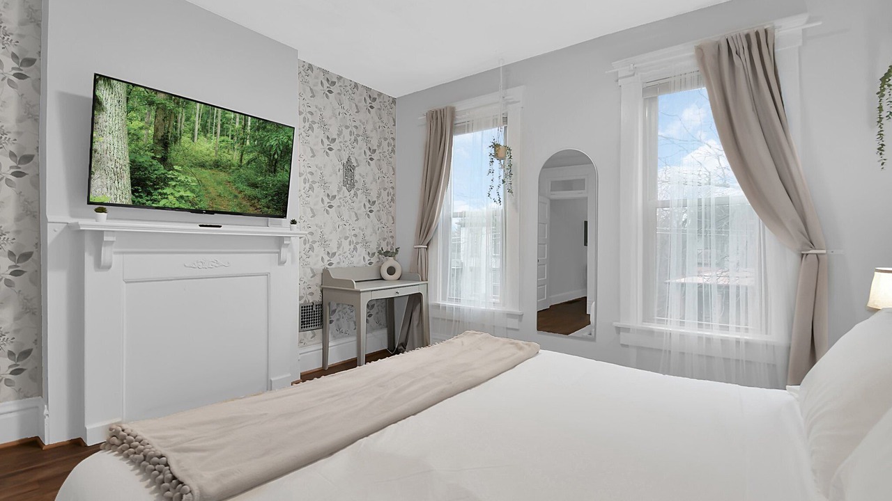 Photo of Bedroom in Olde Towne East