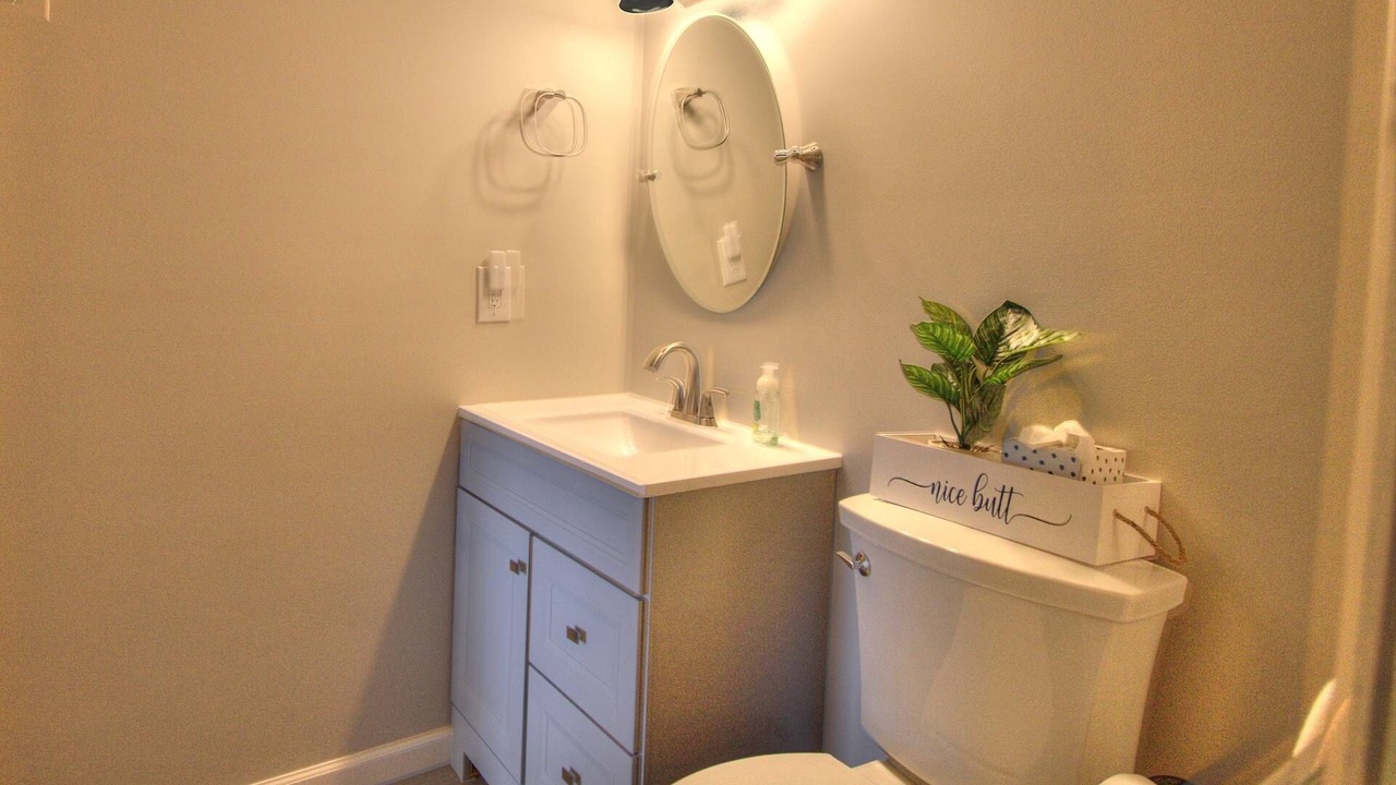 Photo of Bathroom in Ocean View