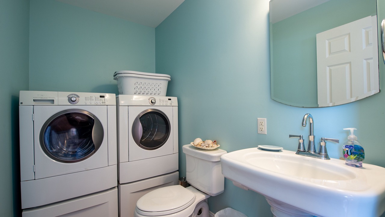 Photo of Bathroom in Mid-Coast and Islands