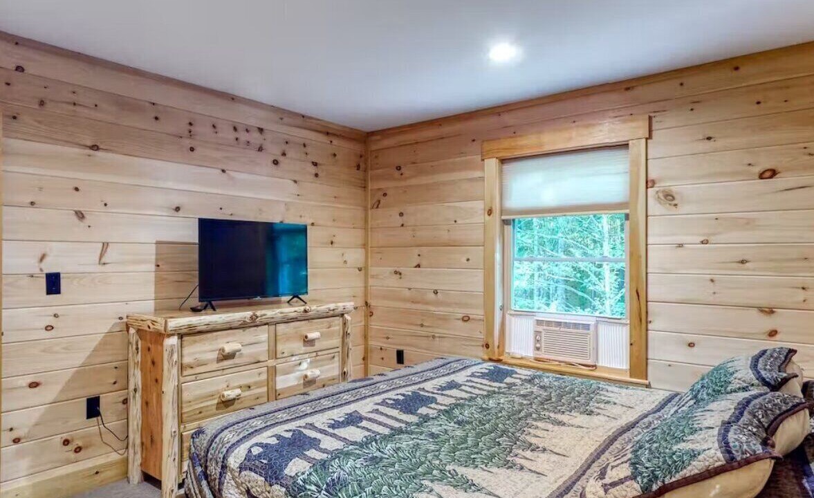 Photo of Bedroom in Carrabassett Valley