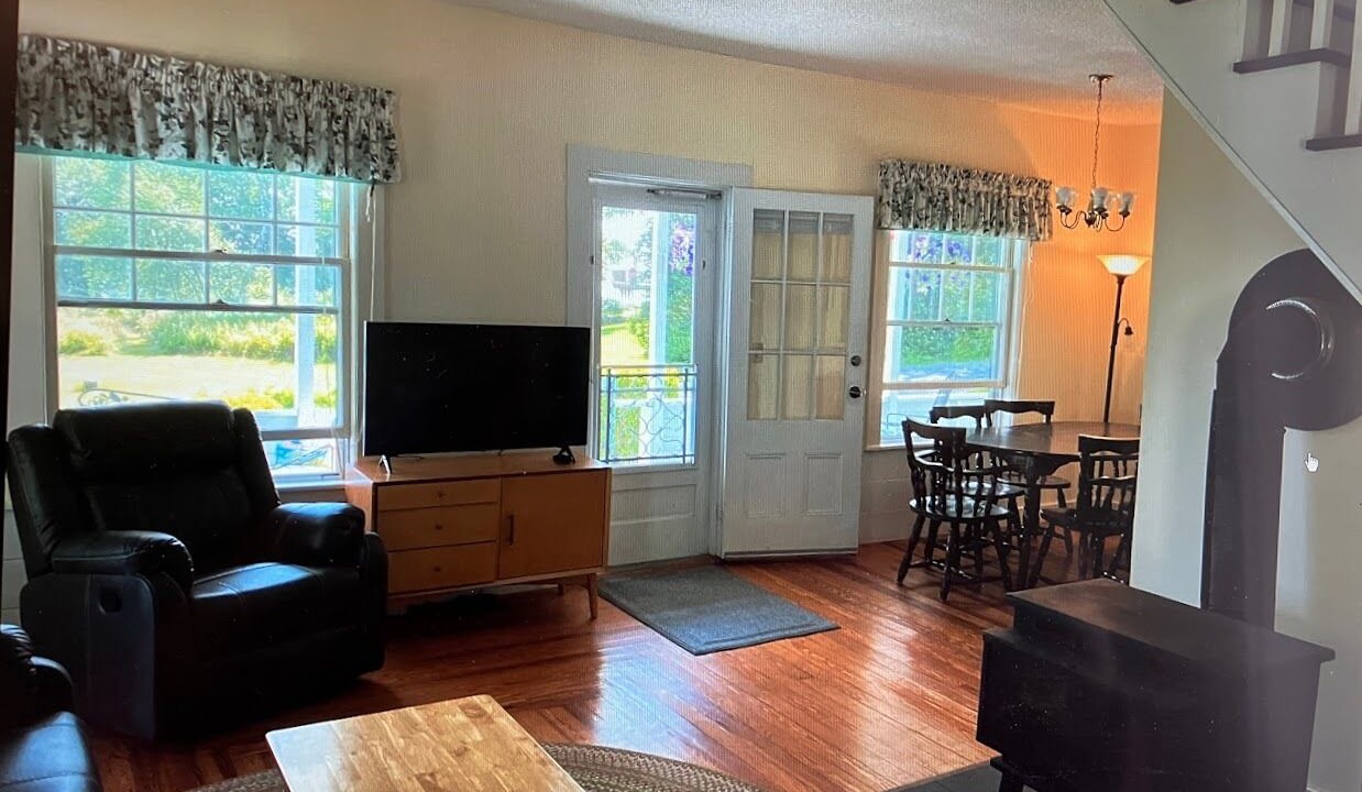 Photo of Bedroom in Round Pond